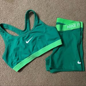 Nike Sports Bra and Nike Pro Short Set - Green